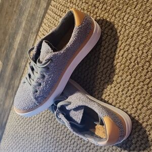 Reef Gray Terry Cloth Sneakers with Tan Heel Accent